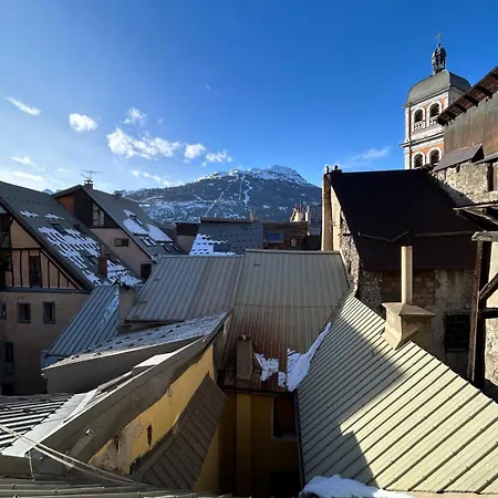 Charmant Appartement Avec Jolie Vue Briançon Buitenkant foto